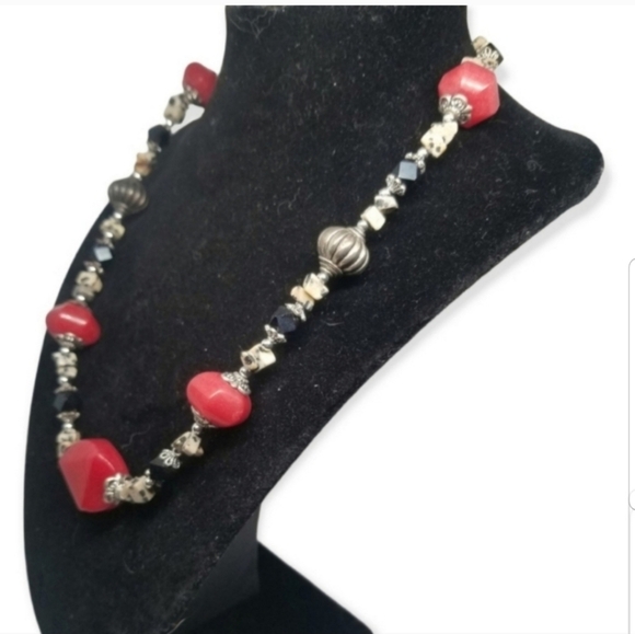 DALMATION JASPER, BLACK ONYX & RED AGATE STONE ORNATE VINTAGE NECKLACE - Picture 2 of 5